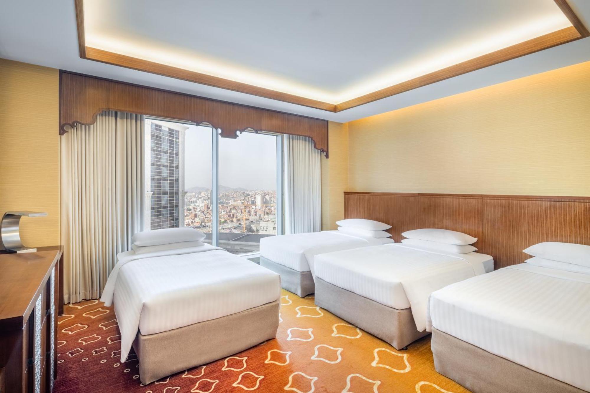 Quadrupla Deluxe con Vista Città